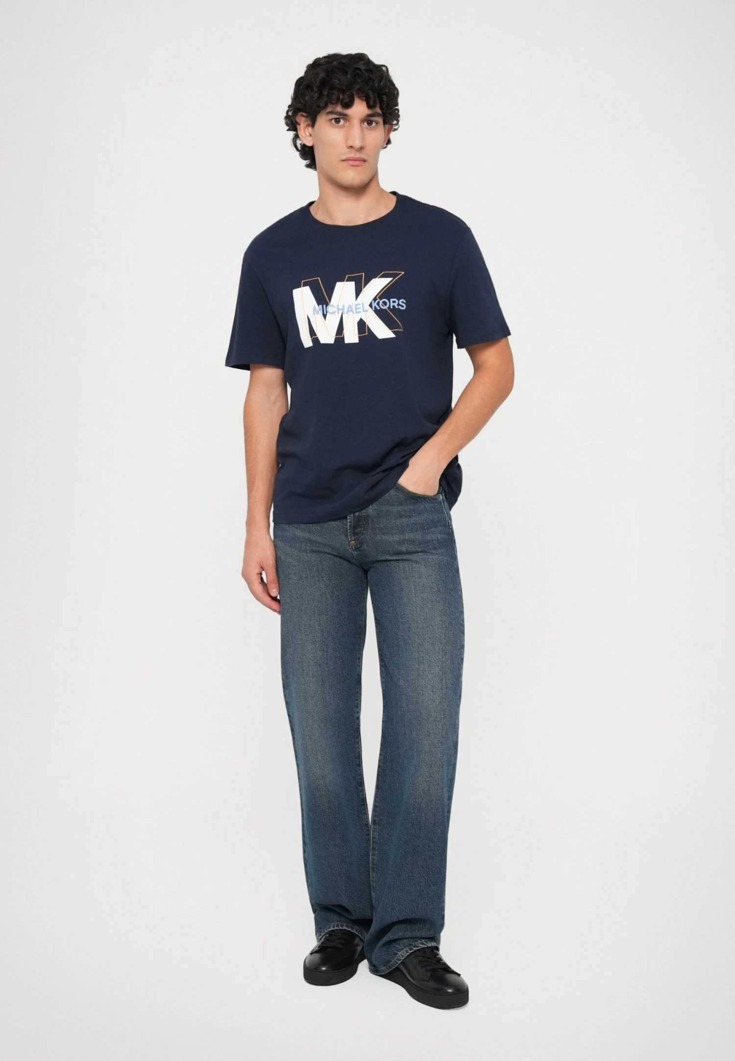 Michael Kors MIXED LOGO TEE - T-Shirt Print - Midnight 4 Michael Kors MIXED LOGO TEE - T-Shirt Print - Midnight – Bild 2