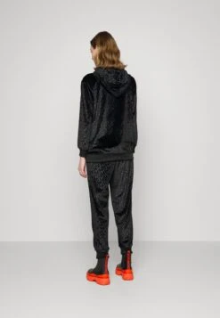 MICHAEL Michael Kors LOGO CLASSIC ZIP - Sweatjacke - Black -Michael Kors Geschaft 9669f3bae0bc466e82d2d2b4eccb98b6