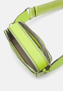 MICHAEL Michael Kors JET SET CAMRA XBODY - Umhängetasche - Limeade -Michael Kors Geschaft 96d42231c8dd4edaa3717f0842a1d873