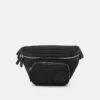 Michael Kors UTILITY BELT UNISEX - Gürteltasche - Black -Michael Kors Geschaft 9ba5afbc8cd447099127cc7a0ebe548b