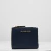 MICHAEL Michael Kors JET SET SNAP BILLFOLD SMALL - Geldbörse - Navy -Michael Kors Geschaft 9ef155c868794497874c0081fc976f3c