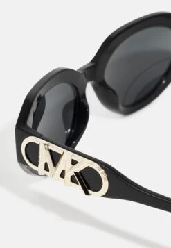 Michael Kors EMPIRE OVAL - Sonnenbrille - Black -Michael Kors Geschaft 9f1e30ee0100480fb4f7112e902ae9a7
