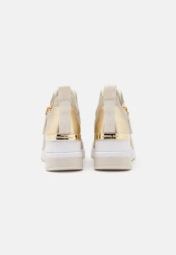 MICHAEL Michael Kors WILLIS TRAINER - Sneaker Low - Gold-coloured 11 MICHAEL Michael Kors WILLIS TRAINER - Sneaker Low - Gold-coloured -Michael Kors Geschaft a115be8b23244a17a3b57a8a50cbe4a5