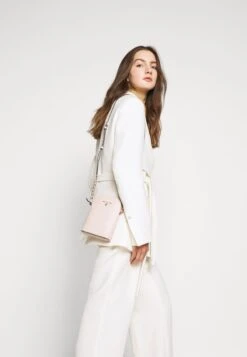 MICHAEL Michael Kors JET SET CHARM XBODY - Umhängetasche - Soft Pink -Michael Kors Geschaft b441b3f43ba24762a9ede380a04771ea 1