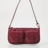 MICHAEL Michael Kors ZOE POUCHETTE - Handbag - Mulberry 1 MICHAEL Michael Kors ZOE POUCHETTE - Handbag - Mulberry -Michael Kors Geschaft b99a12a37e8d4ce4a9d74204448ee3b4