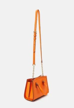 MICHAEL Michael Kors CHANTAL XBODY - Handtasche - Apricot -Michael Kors Geschaft c1128880e4f645a49bd7a878c63ab115