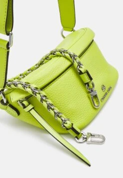 MICHAEL Michael Kors SLATER XS SLING PACK - Umhängetasche - Limeade -Michael Kors Geschaft c20a0c5f57f844a68911daeac944dc56