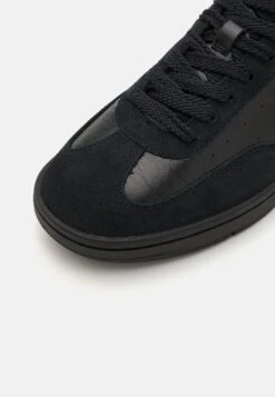 Michael Kors WILTON LACE UP - Trainers - Black -Michael Kors Geschaft c2d04099bc8e4c4ca0e5c34c5f4f6aeb