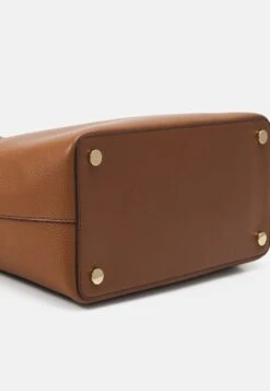 MICHAEL Michael Kors WINSTON POCKET TOTE - Handtasche - Luggage -Michael Kors Geschaft c3471b98a54242628639bc786729e6e2