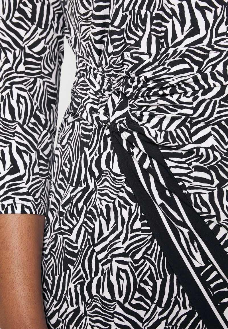 MICHAEL Michael Kors BORDER MIDI - Jerseykleid - Black/white 7 MICHAEL Michael Kors BORDER MIDI - Jerseykleid - Black/white – Bild 5