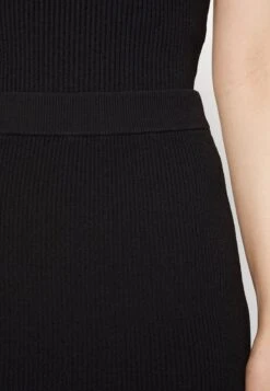 MICHAEL Michael Kors ECO MIDI PENCIL SKIRT - Bleistiftrock - Black 13 MICHAEL Michael Kors ECO MIDI PENCIL SKIRT - Bleistiftrock - Black -Michael Kors Geschaft c6ba539ae69a460d90702eab92c4c49e