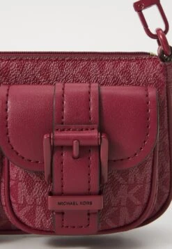 MICHAEL Michael Kors ZOE POUCHETTE - Handbag - Mulberry -Michael Kors Geschaft c7500b0200a042e9a00373c931aa5df8