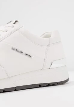 MICHAEL Michael Kors ALLIE - Sneaker Low - Optic White 10 MICHAEL Michael Kors ALLIE - Sneaker Low - Optic White -Michael Kors Geschaft c81fa04ef46f4e3fb0968ea46b592cf0