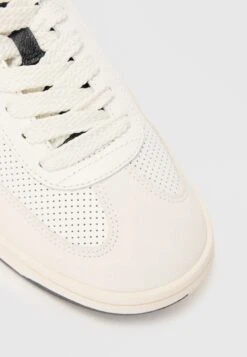 Michael Kors WILTON LACE UP - Trainers - Off White/black 17 Michael Kors WILTON LACE UP - Trainers - Off White/black -Michael Kors Geschaft c93a589c042448a5b84a9f36bb3315c5