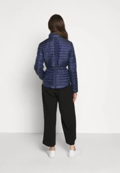 MICHAEL Michael Kors BELTED PUFFR - Daunenjacke - True Navy -Michael Kors Geschaft caadd7ae1db841bf9ed15d64a581e21e