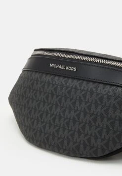 Michael Kors HIP BAG UNISEX - Bum Bag - Black 11 Michael Kors HIP BAG UNISEX - Bum Bag - Black -Michael Kors Geschaft ccb3515bd4cf413bb4380bb5757f8a17