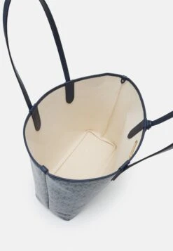 MICHAEL Michael Kors ELIZA OPEN TOTE SET - Shopping Bag - Navy 13 MICHAEL Michael Kors ELIZA OPEN TOTE SET - Shopping Bag - Navy -Michael Kors Geschaft ccee41433706474bb1d43e80f10398bd