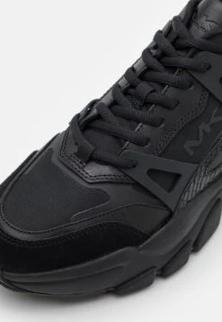 Michael Kors NICK - Trainers - Black -Michael Kors Geschaft ce01f6cc4cd04b5abbe2127085b20ac1