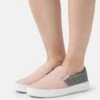 MICHAEL Michael Kors KEATON - Slipper - Pink -Michael Kors Geschaft d53c9b5315a146b28128fb031e027a92