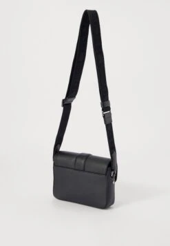 Michael Kors AVIATOR XBODY - Cross Body Bag - Black -Michael Kors Geschaft d5e0e24d3c1044babf635b69930e9287