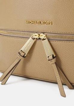 MICHAEL Michael Kors RHEA ZIP BACKPACK SMALL - Tagesrucksack - Camel -Michael Kors Geschaft ddf2e19dbbec4c8781a99b5e73d575cd