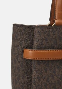 MICHAEL Michael Kors ANGELINA SATCHEL - Handtasche - Brown 11 MICHAEL Michael Kors ANGELINA SATCHEL - Handtasche - Brown -Michael Kors Geschaft dec94b3456424114b5170224e4f7d2b1