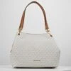 MICHAEL Michael Kors RAVEN SHOULDER BAG - Handtasche - Vanilla