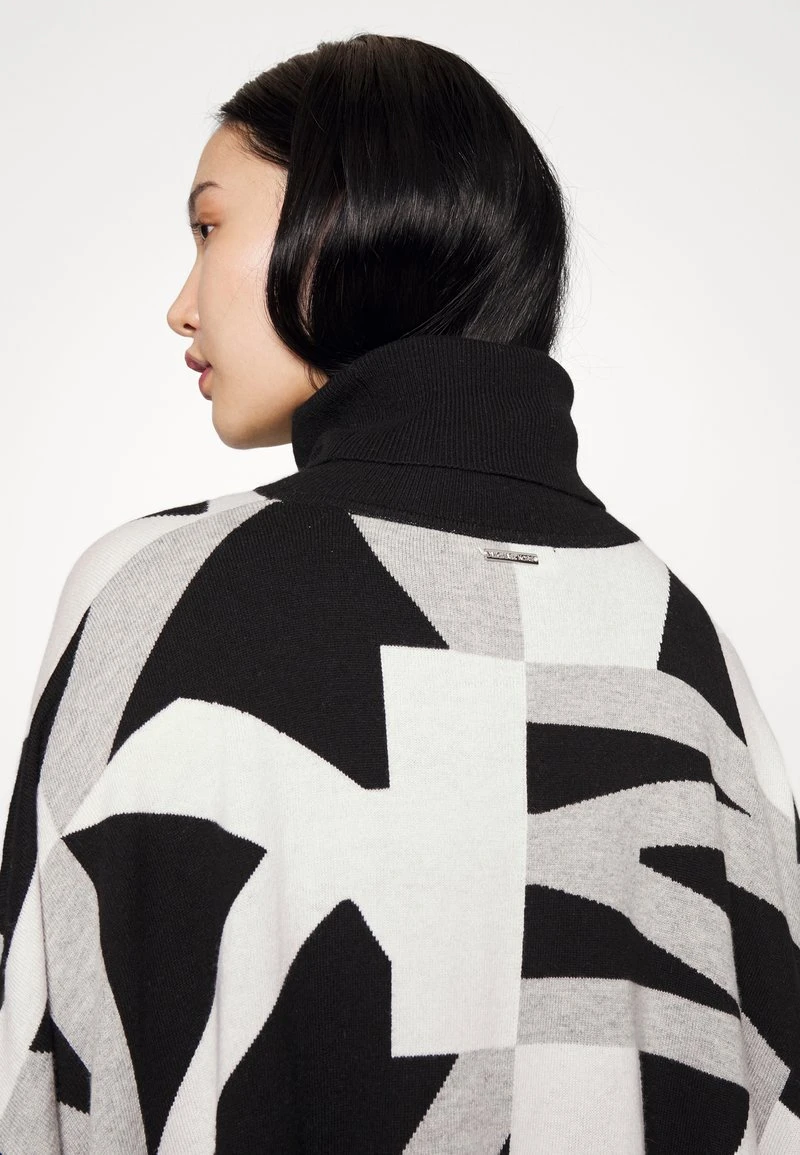 MICHAEL Michael Kors ILLUSION CHECK - Cape - Black 8 MICHAEL Michael Kors ILLUSION CHECK - Cape - Black – Bild 6