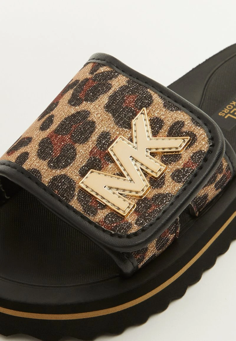 MICHAEL KORS KIDS ELI PLATFORM - Pantolette Flach - Brown 8 MICHAEL KORS KIDS ELI PLATFORM - Pantolette Flach - Brown – Bild 6