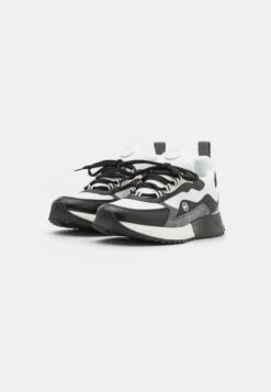 Michael Kors THEO SPORT TRAINER - Sneaker Low - White/black -Michael Kors Geschaft ee030823e388412a8231c4b8dcb5eda5