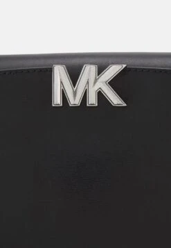MICHAEL Michael Kors KARLIE SATCHEL - Handtasche - Black 12 MICHAEL Michael Kors KARLIE SATCHEL - Handtasche - Black -Michael Kors Geschaft f0c5d27304e940baa2fd357ce2afbd36