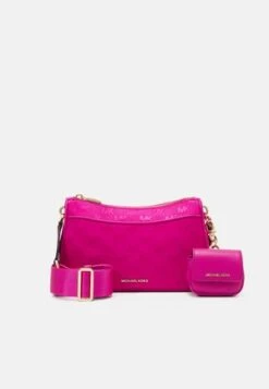 Michael Kors JET SET MEDIUM IPOD - Umhängetasche - Cerise 12 Michael Kors JET SET MEDIUM IPOD - Umhängetasche - Cerise -Michael Kors Geschaft f34f736a83b740ab9c39333839b55a7a