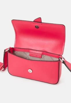 MICHAEL Michael Kors GREENWICH SLING XBODY - Umhängetasche - Geranium -Michael Kors Geschaft fd2f3e8f2e1b4d33abd9b4c4746e53ae